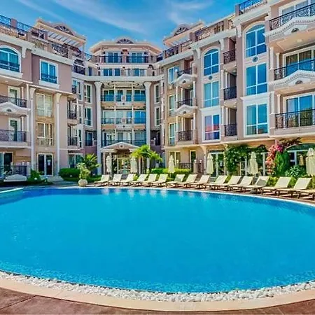 Izi Palace Deluxe Studiob1 Apartment Sunny Beach