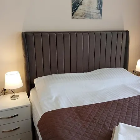 Izi Palace Deluxe Studiob1 Apartment Sunny Beach