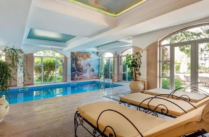 Izi Palace Deluxe Studiob1 Apartman *