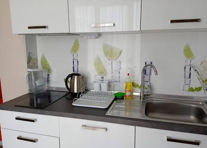 Apartman Izi Palace Deluxe Studiob1 *