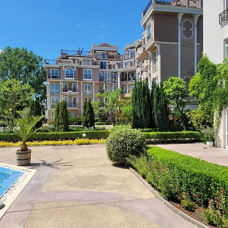 Apartament Izi Palace Deluxe Studiob1