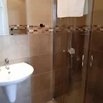 Izi Palace Deluxe Studiob1